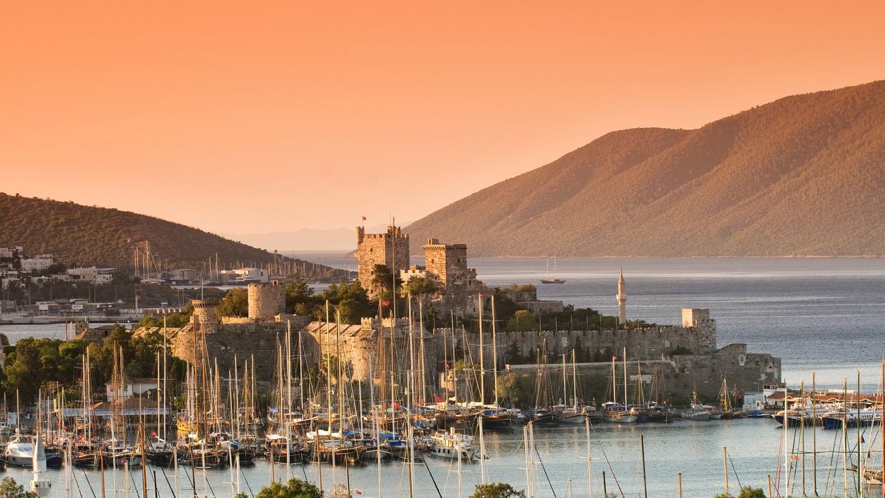 Bodrum castle and marina view for Bodrum airport VIP transfer locations